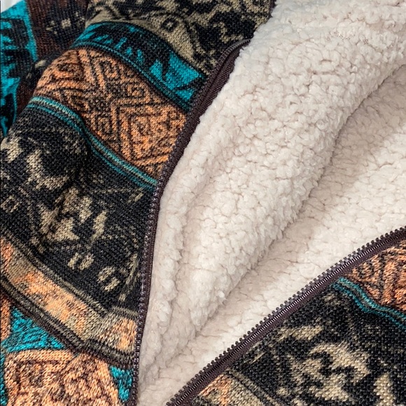 Aztec Teddy Jacket - Picture 2 of 3